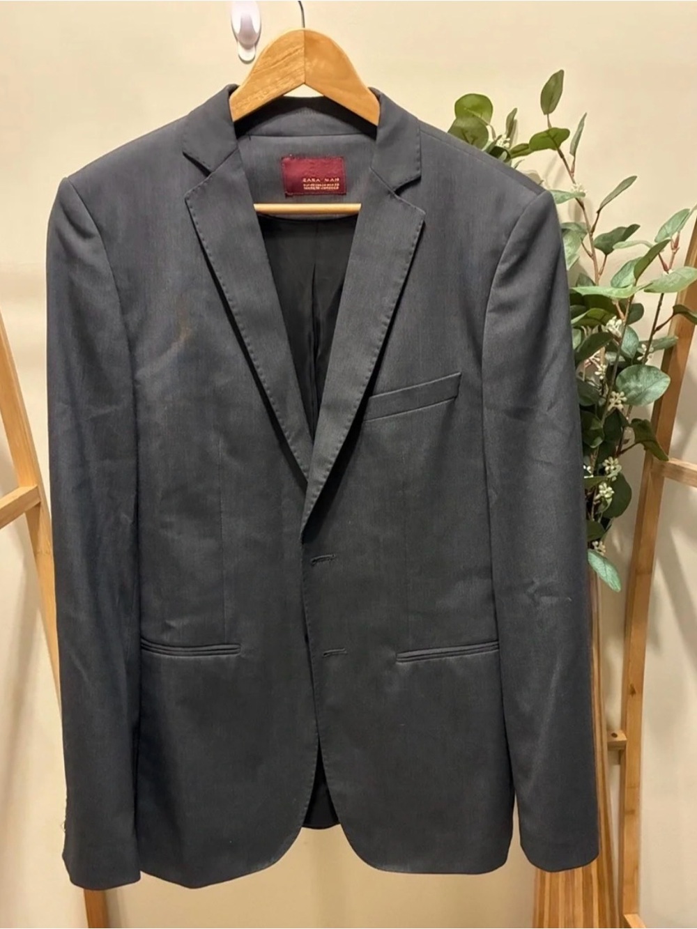 Zara Men's Charcoal Gray Single-Breasted Blazer
